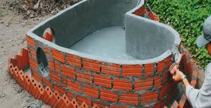 معلم بناء نافورة بحائل